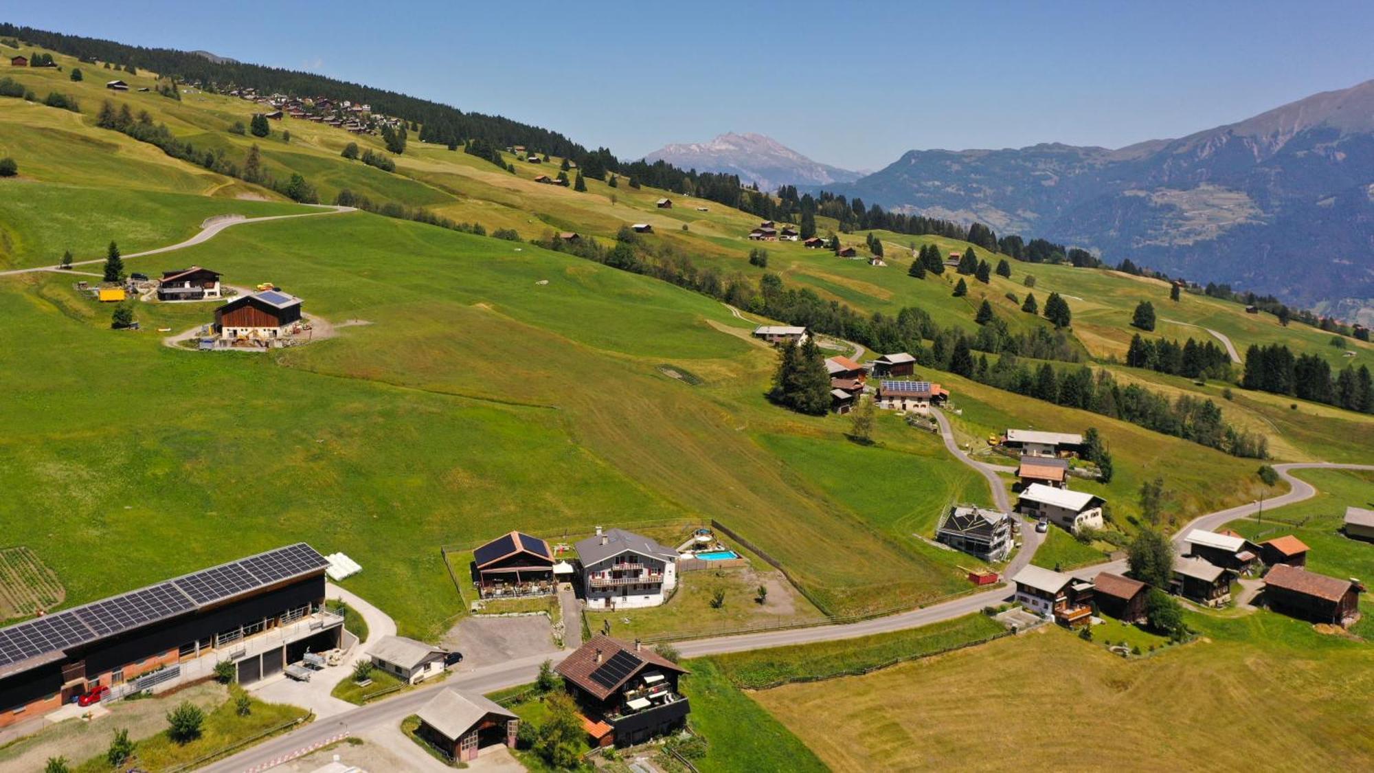 Gasthaus Alpina Tschappina المظهر الخارجي الصورة